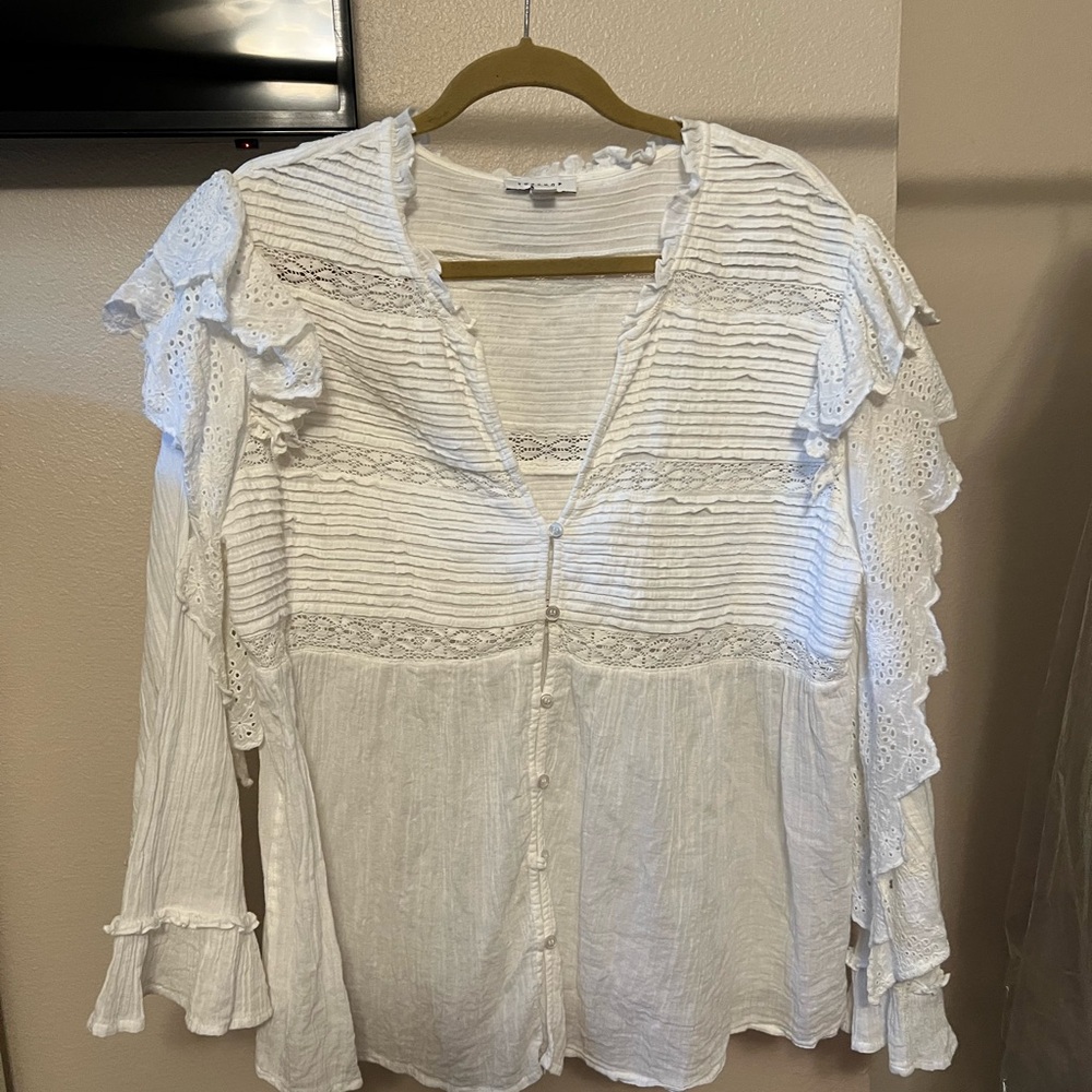 Topshop White Ruffled Long Sleeve Blouse excellent condition!